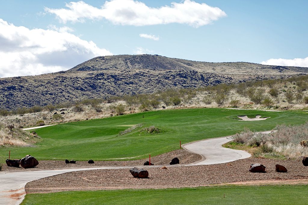 3rd (Valley of Sin) Hole at Copper Rock Golf Course (303 Yard Par 4)